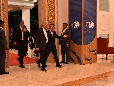 Menteri ESDM Menyambut Kedatangan Presiden Srilangka pada Acara10th WWF di Denpasar Bali, Sabtu (18/5)