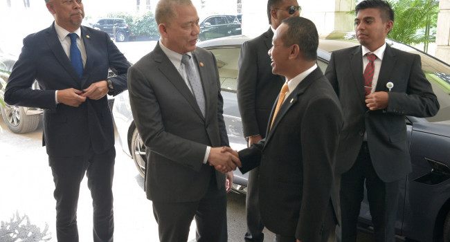 Bilateral Meeting Menteri ESDM dengan Wakil Perdana Menteri Malaysia di Kantor ESDM Jakarta, Jumat (6/9)