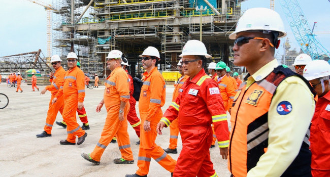 Kunjungan Kerja Menteri ESDM ke PT Saipem Indonesia, Kepulauan Karimun (12/6)