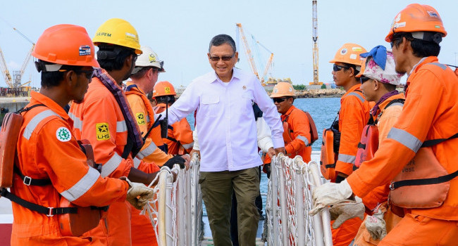 Kunjungan Kerja Menteri ESDM ke PT Saipem Indonesia, Kepulauan Karimun (12/6)