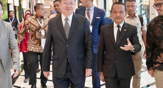 Menteri ESDM bersama Aministrator of National Energy Administration (NEA) China menghadiri Indonesia - China Energy Forum (ICEF) 2024 di Bali, Selasa (3/9)