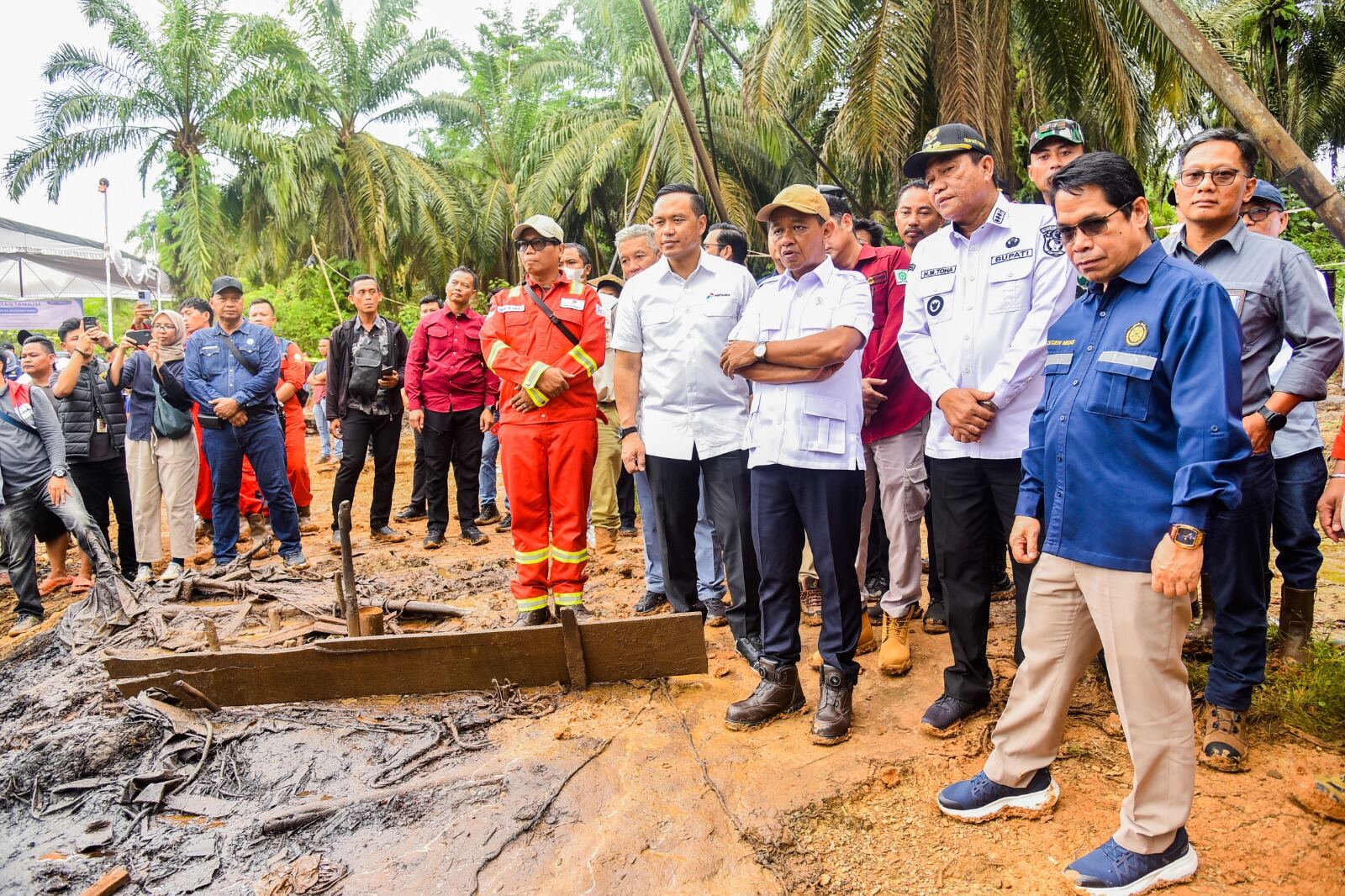 Menteri ESDM meninjau Sumur Minyak Masyarakat di Kabupaten Musi Banyuasin, Provinsi Sumatera Selatan