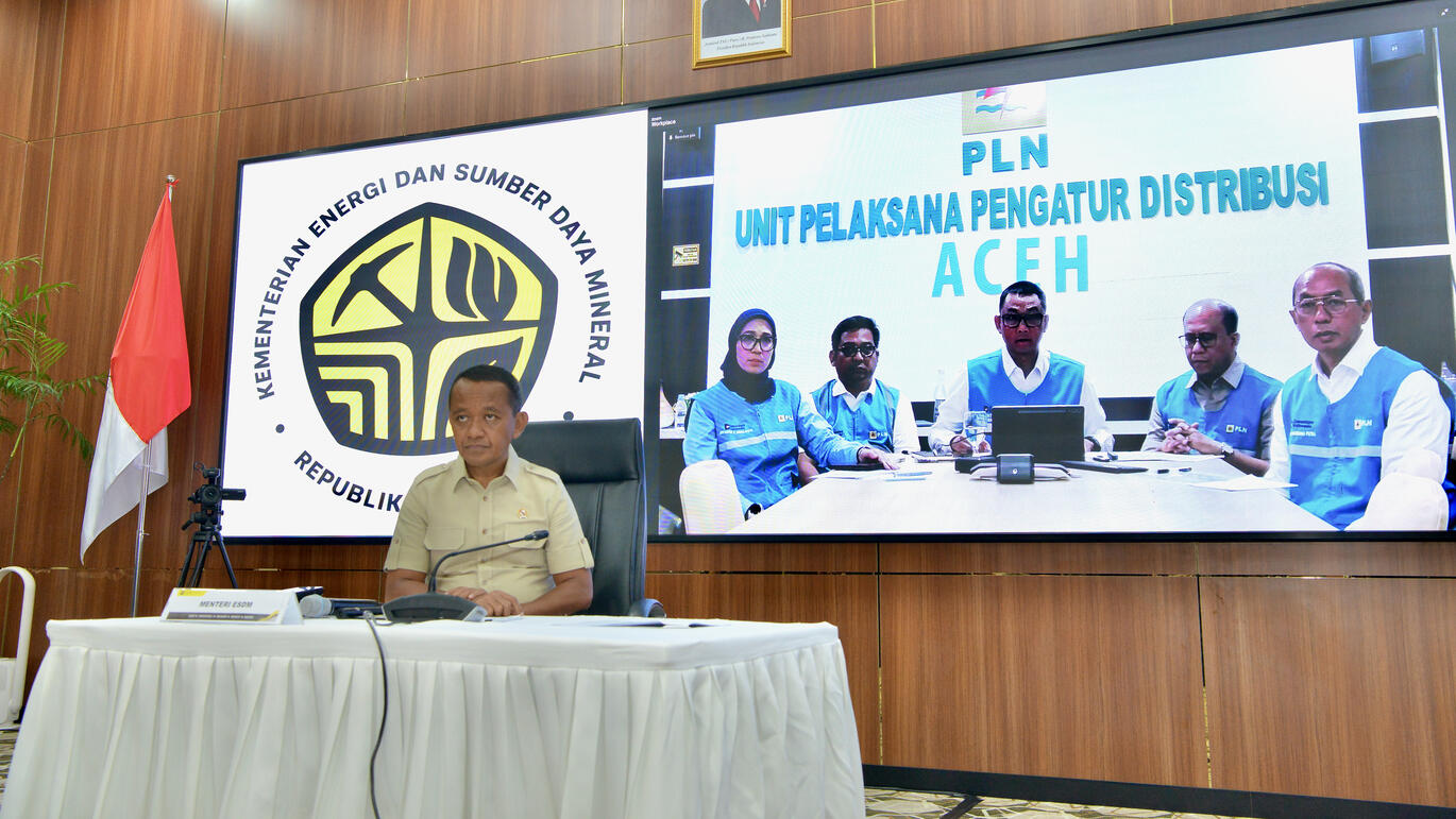 Menteri ESDM pada Preskon Penanganan Listrik di Aceh, Selasa (9/12)