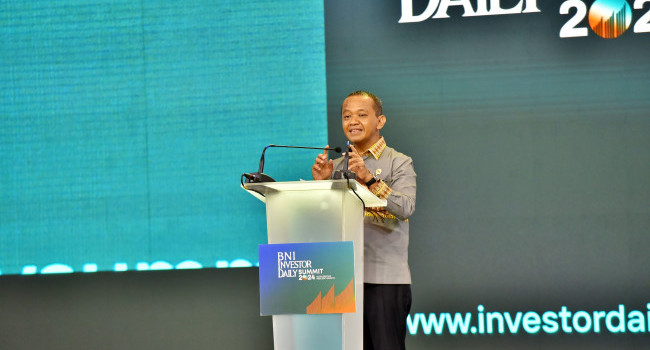 Menteri ESDM saat menjadi Pembicara pada BNI Investor Daily Summit 2024, Senin (9/10)