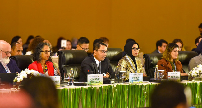 Mewakili Menteri ESDM, Sekjen ESDM bersama Dirjen EBTKE Memberikan Opening Remarks Clean Energy Ministerial (CEM) Senior Official's Meeting (SOM) and Mission Innovation (MI) Annual Gathering di Bali, Rabu (15/5)