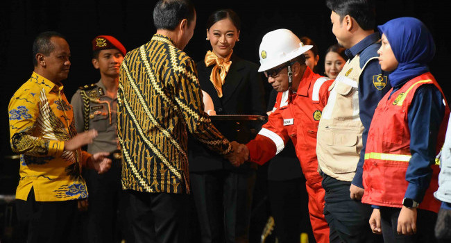 Presiden RI Joko Widodo Menghadiri Malam Puncak Hari Jadi Pertambangan dan Energi Ke-79 (Penghargaan Subroto 2024) di Grand Ballroom Kempinski Jakarta, Senin (14/10)