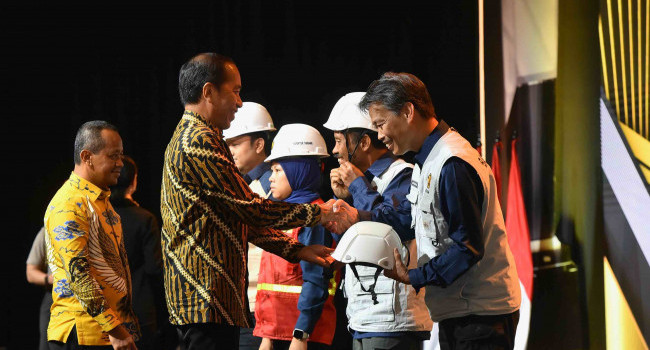 Presiden RI Joko Widodo Menghadiri Malam Puncak Hari Jadi Pertambangan dan Energi Ke-79 (Penghargaan Subroto 2024) di Grand Ballroom Kempinski Jakarta, Senin (14/10)