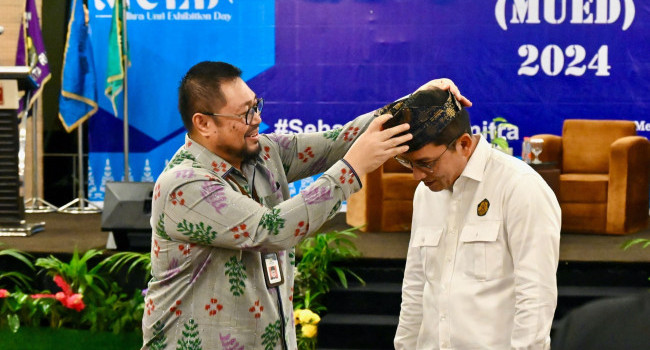 Sekjen ESDM Menghadiri Mitra UNRI Exhibition Day (MUED) di Riau, Pekanbaru, Rabu (8/5)