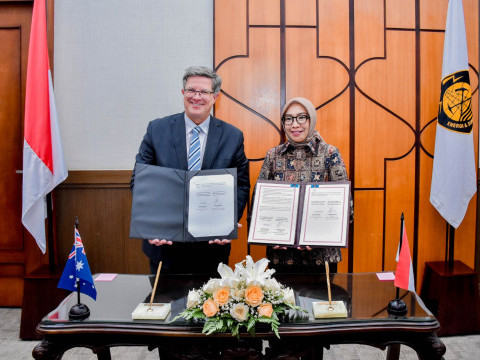 Kementerian ESDM dan Departemen Energi Australia Gelar Pertemuan Bilateral Bahas Kerja Sama Transisi Energi di Jakarta (3/7)