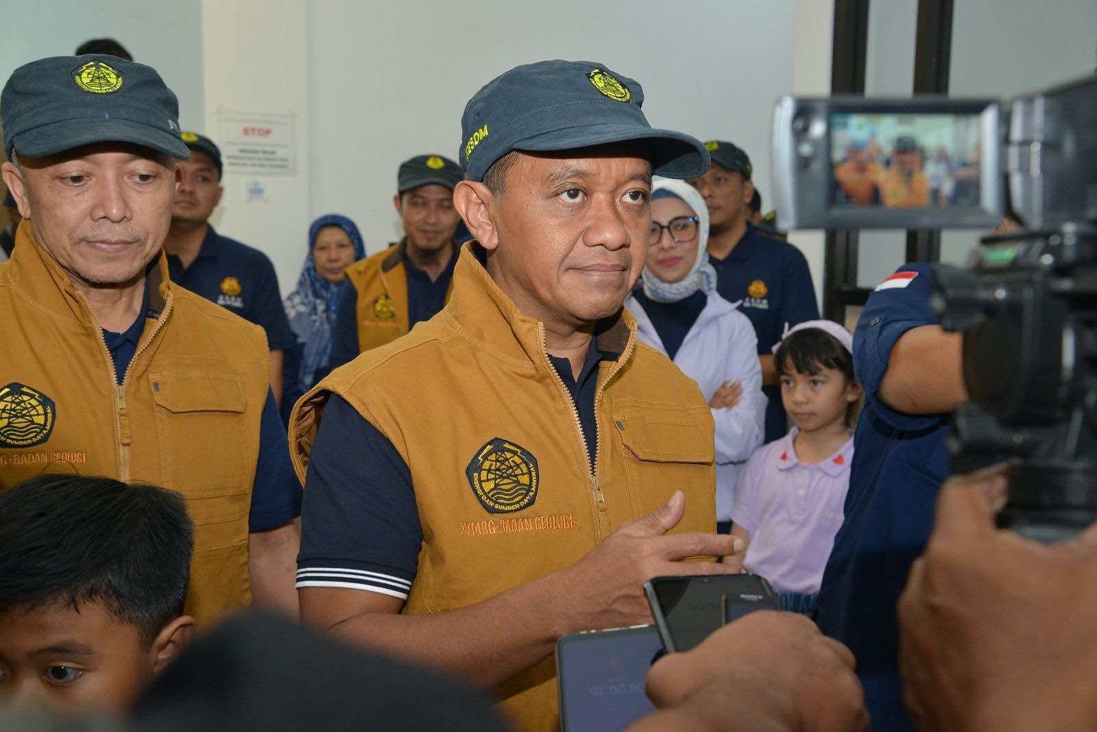 Menteri ESDM Mengunjungi Pos Pengamatan Gunung Api (PGA) Merapi di Kaliurang, Provinsi Daerah Istimewa Yogyakarta, Minggu (29/12)