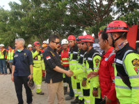 215 Anggota ERT Siaga Bencana Bantu Evakuasi Korban Gempa dan Tsunami Sulteng