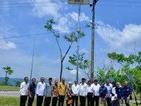 319 PJU-TS Terangi Kota Padang, Wamen ESDM: Energi Dinikmati Seluruh Lapisan Masyarakat