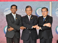 Buka Pertemuan Menteri Energi dan Forum Bisnis ASEAN, Menteri ESDM Fokuskan Tiga Hal di Sektor Energi 