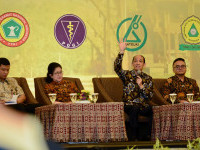 Dukung Program Tim Nusantara Sehat Milik Kementerian Kesehatan, Wamen ESDM: Kami akan Fully Support