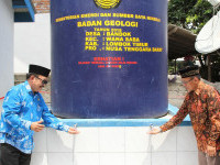 Energi Berkeadilan, 270 unit Penerangan Jalan Tenaga Surya dan 8 unit Sumur Bor Bagi Pulau Lombok