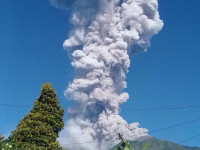 Erupsi Freatik Gunung Merapi, Masyarakat Diminta Tenang dan Tidak Dekati Kawah