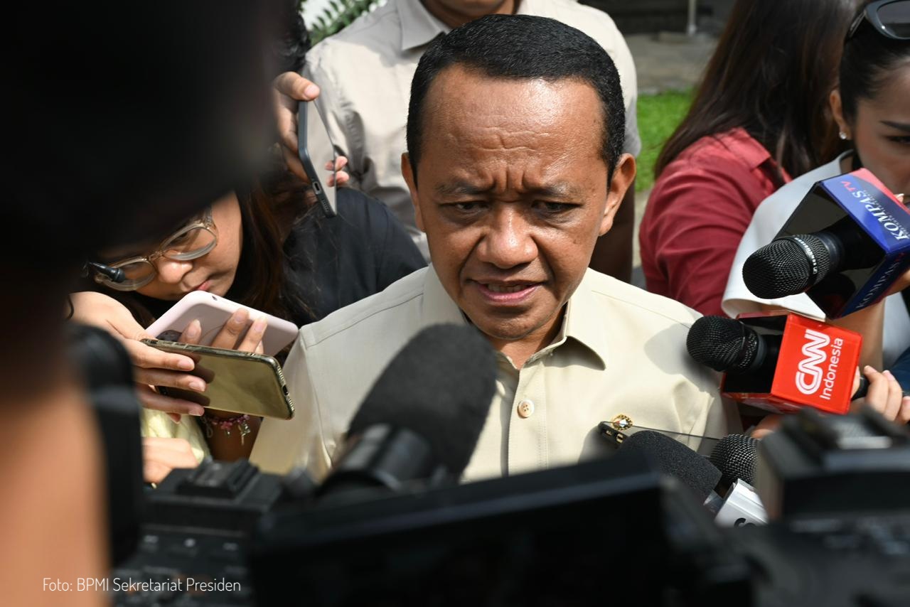 Menghadap Presiden, Menteri Bahlil Laporkan Penataan Pertambangan