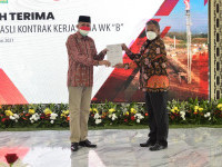 Pemerintah Serahkan Naskah Asli Pengelolaan Wilayah Kerja “B” Kepada Pemerintah Aceh