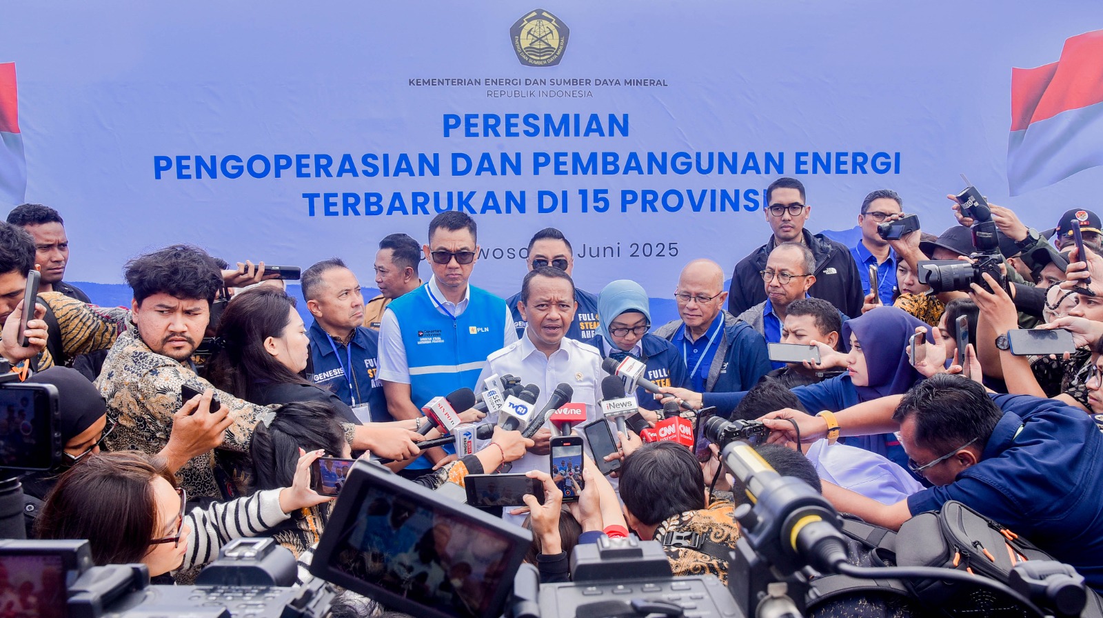 Pemerintah Targetkan 5600 Desa Teraliri Listrik Dalam 5 Tahun