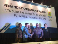 Penandatanganan Dua Kontrak Jual beli Tenaga Listrik: Penyediaan Tenaga Listrik PLN Berpotensi Hemat Rp. 1,1 Triliun per Tahun