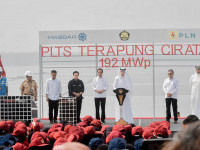 Presiden RI Resmikan PLTS Terapung Terbesar di Asia Tenggara