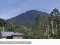 PVMBG Naikkan Status Gunungapi Dempo Menjadi Waspada 