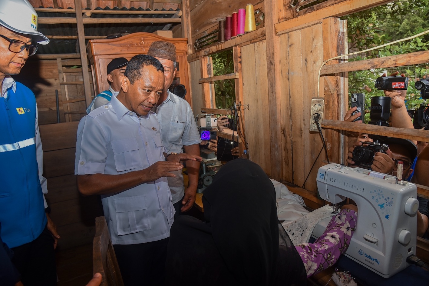 SETAHUN BERDAMPAK: Akses Energi Merata, Listrik Terangi hingga Pelosok Desa