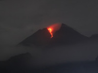 Status Gunung Merapi Tetap “SIAGA”, Warga Diminta Hindari Daerah Potensi Bahaya