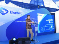 Taksi Listrik Pertama di Indonesia Diluncurkan, Jonan: Emisi Lebih Rendah dan Polusi Lebih Kecil
