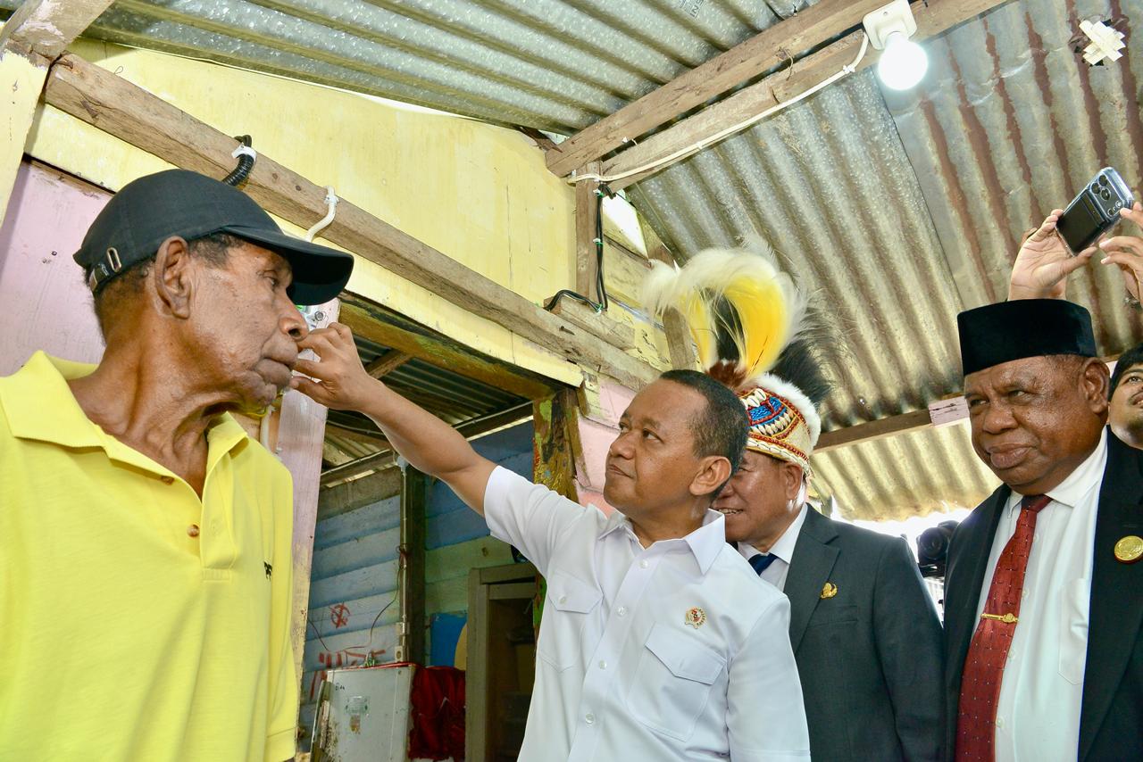 Wujud Pemerataan Energi, Program BPBL Beri Akses Energi Bagi Warga Fakfak