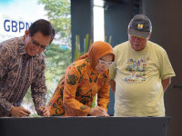 Wujudkan Sinergi Pembinaan Penyelenggaraan Bangunan Gedung Hijau, 3 Kementerian Luncurkan Peta Jalan dan Teken MoU  