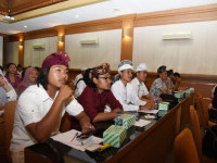 Belajar Biodiesel Bersama Mahasiswa Udayana Bali